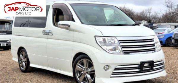 FRESH IMPORT LATE 2007 FACE LIFT NISSAN ELGRAND 3.5 V6 AUTO 8 SEATER ULEZ free