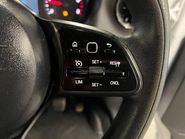 2022 Mercedes-Benz Sprinter 3.5t Progressive Crew Cab Tipper CHASSIS CAB DIESEL Manual