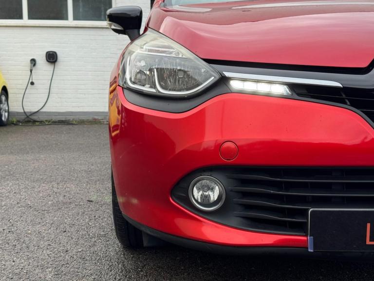 2014 Renault Clio 1.2 16V Dynamique MediaNav 5dr HATCHBACK PETROL Manual