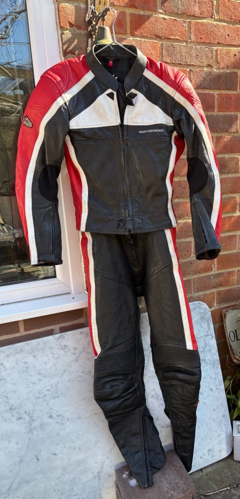 Ladies motorcycle leathers