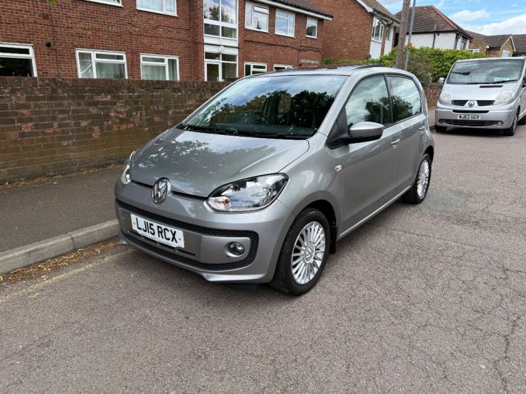 Volkswagen, UP, Hatchback, 2015, Manual, 999 (cc), 5 doors