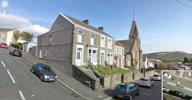 2 bedroom flat in Stepney Street, Swansea, SA5 Book Online - The Rent Guru {29}