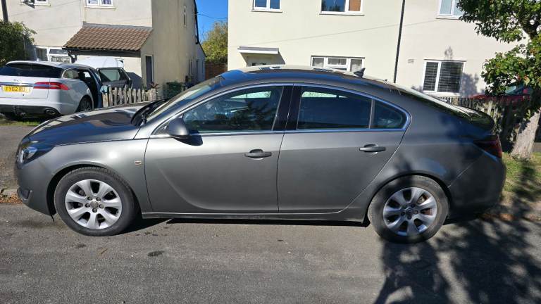 Vauxhall, INSIGNIA, Hatchback, 2017, Manual, 1598 (cc), 5 doors
