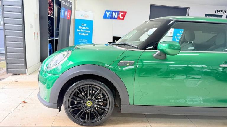 2021 MINI Electric Hatch Cooper SE 32.6kWh Level 2 Auto 3dr Hatchback ELECTRIC Automatic