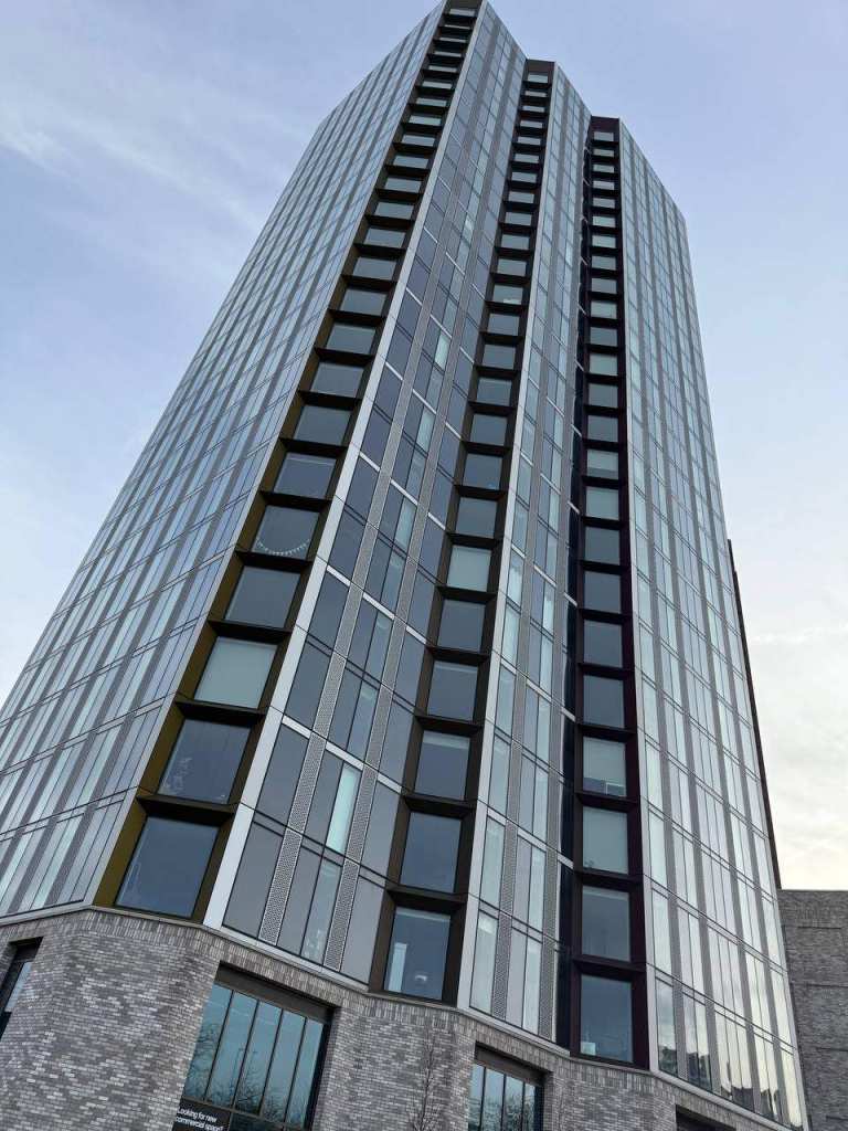 2 Bedroom 2 bathroom Apartment city center 