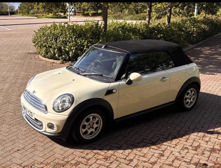 2013 MINI Convertible 1.6 Cooper 2dr Long MOT Full History CONVERTIBLE Petrol Manual