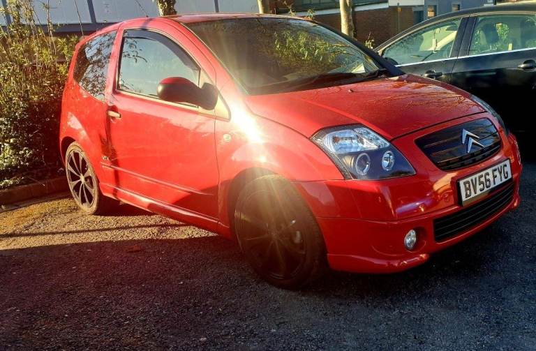CITROEN C2 1.6 AUTO RED BREAKING SPARES PARTS ENGINE GEARBOX WHEELS DOORS BUMPERS RED 