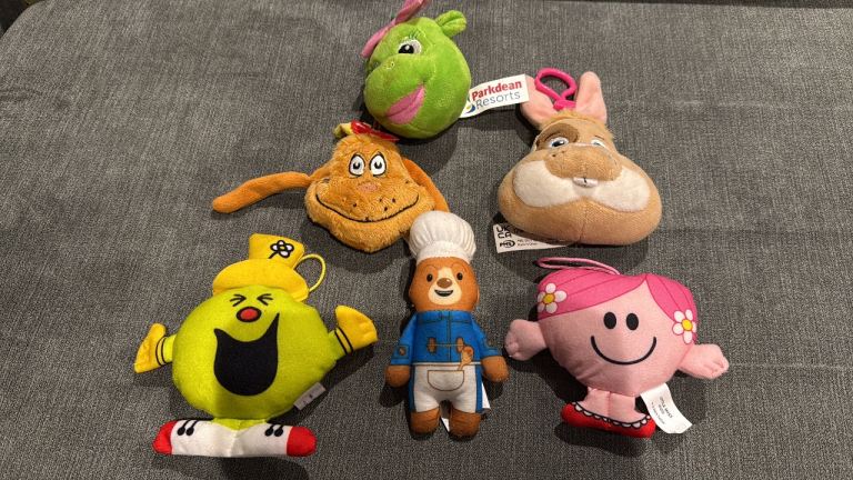 Kids Plush Keyrings Bundle | Soft Cartoon Characters | Used | 7 Pieces  TD0017