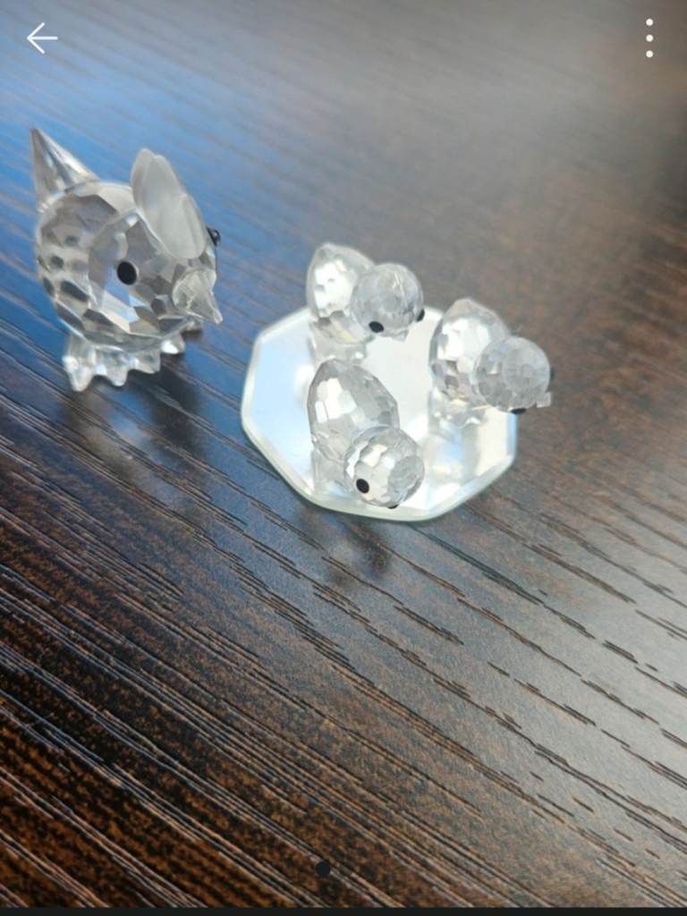 Swarovski Crystal Animal Figurines - Mother Hen and Chicks