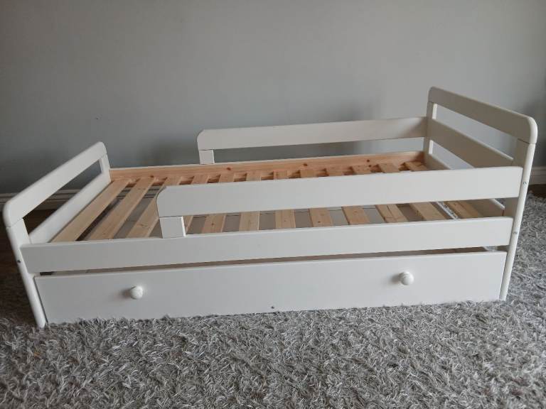 Habitat Ellis storage toddler bed