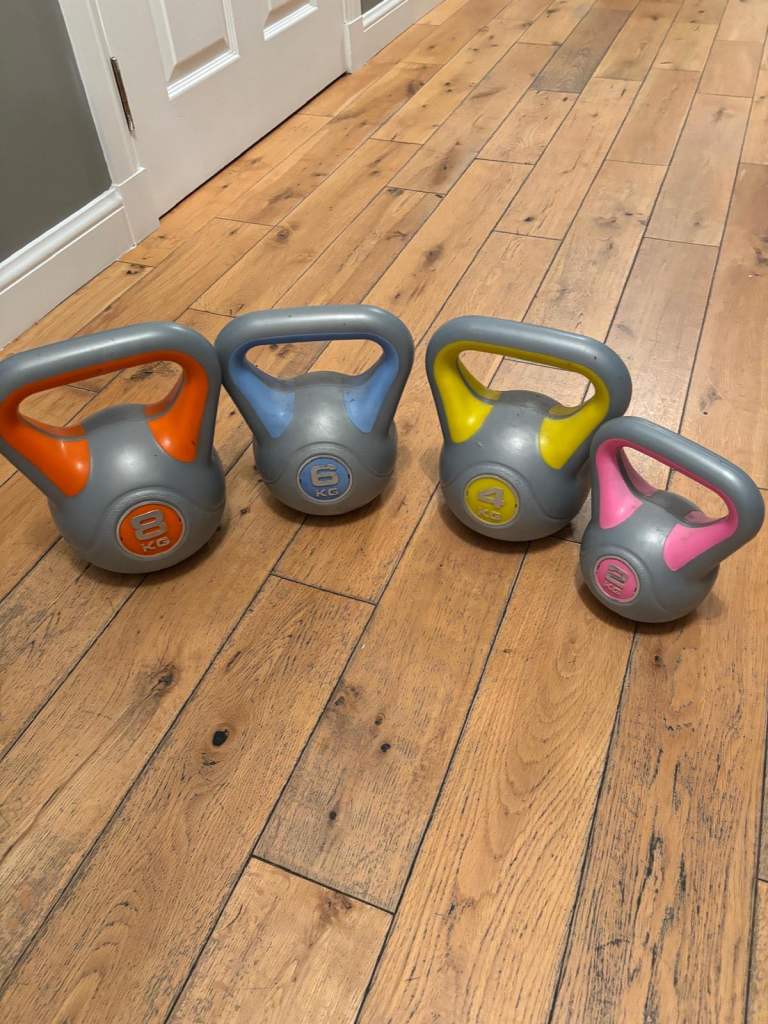 image for Kettlebell set (2kg, 4kg, 6kg, 8kg)