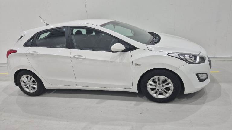 Hyundai, I30, Hatchback, 2013, Manual, 1582 (cc), 5 doors