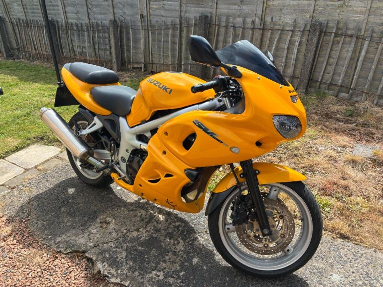 Suzuki, SV, 1999, 645 (cc)