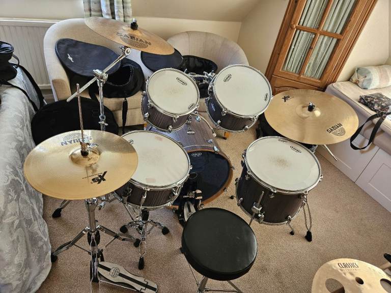 Mapex Mars 20'' Fusion 5 Piece drumkit, smokewood