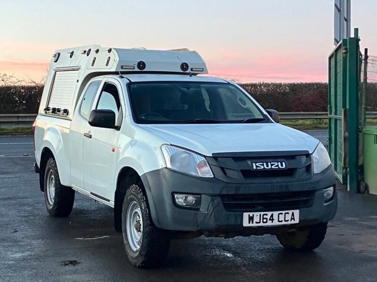 ISUZU RODEO 4X4 WITH AIRCON. 6,495+VAT