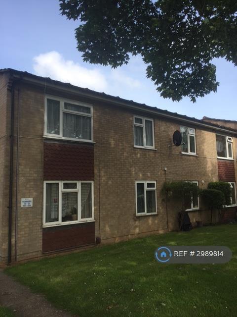 1 bedroom flat in Lincoln Avenue, Bournemouth, BH1 (1 bed) (#2989814)