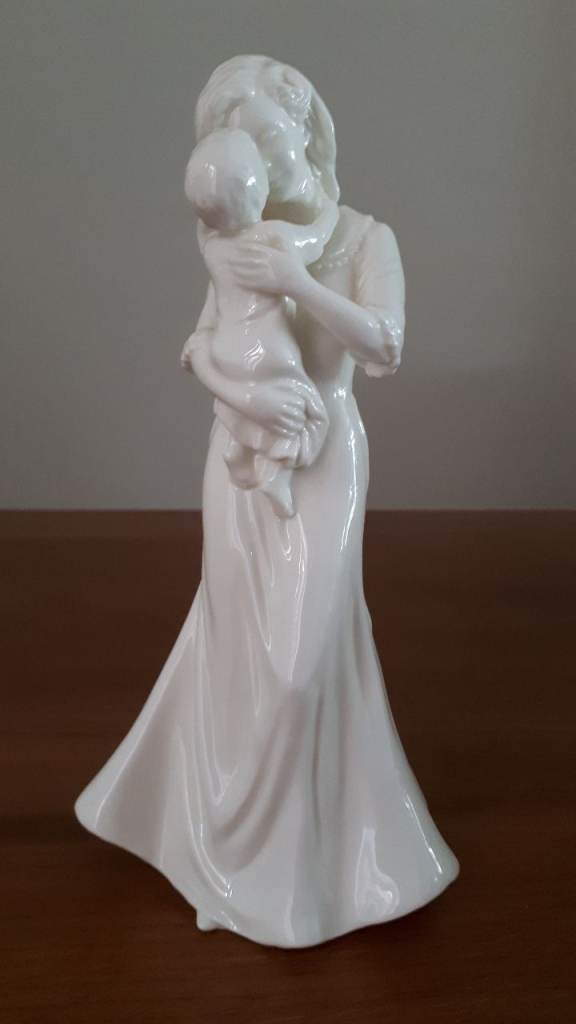 Figurines and ceramics