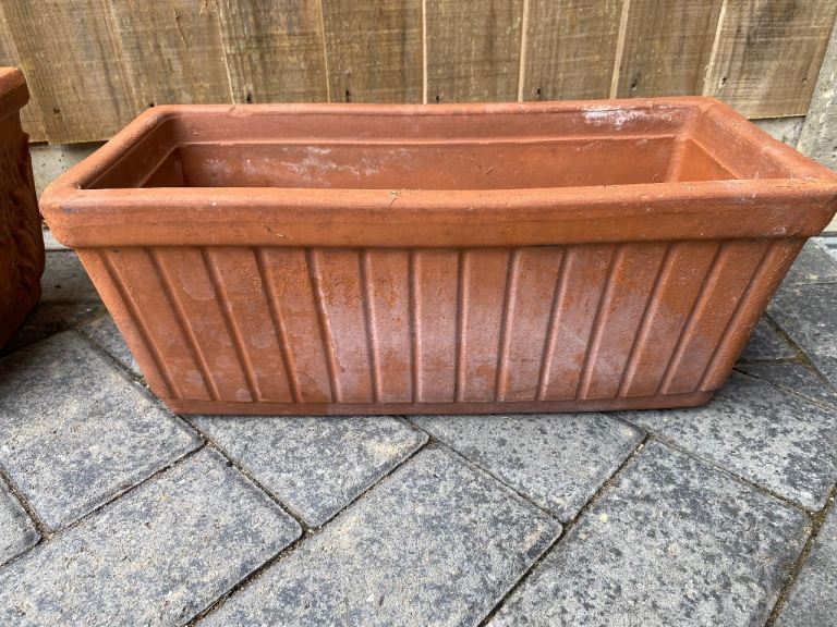 Terracotta Style Rectangular Planter – Good Condition