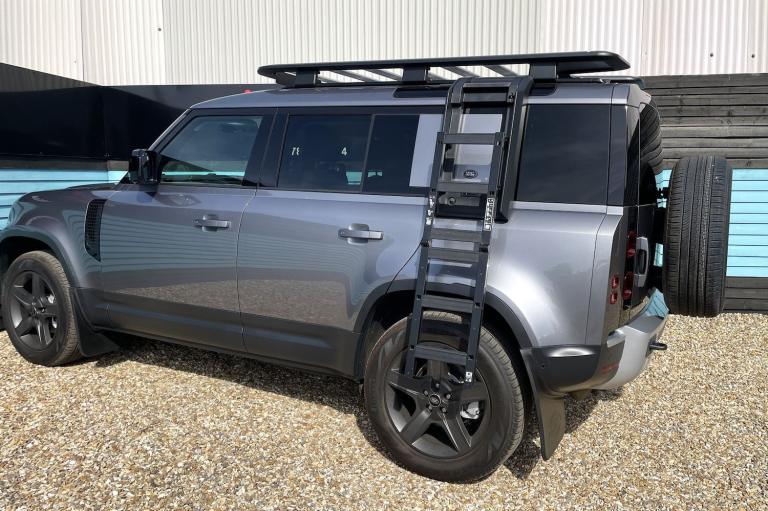 LAND ROVER DEFENDER 110 - 3.0 MHEV - D250 S - AUTOMATIC - EURO 6 - S/S - 