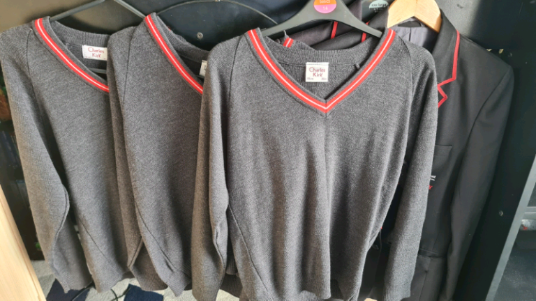 3 x Chalk hills academy unisex jumpers Size 36