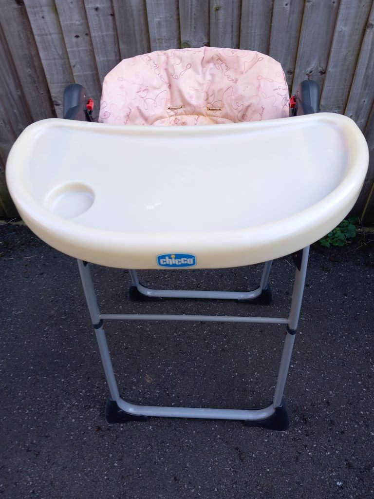 Chicco High Chair – Good Condition, Pink and White