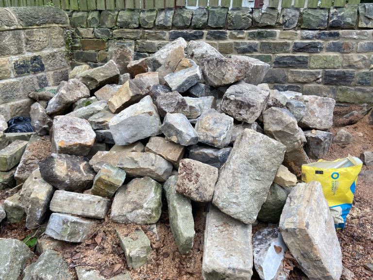 Building stone