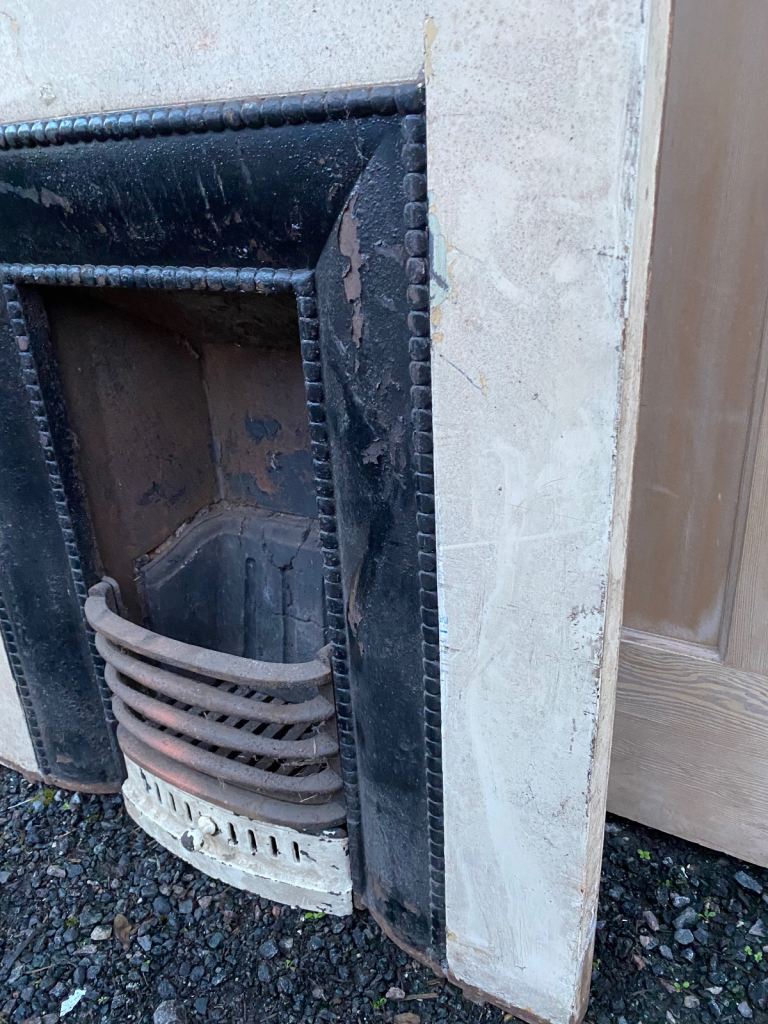 Edwardian Coalbrookdale cast iron fireplace 