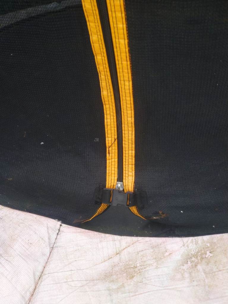 Trampoline £70 Very good condition