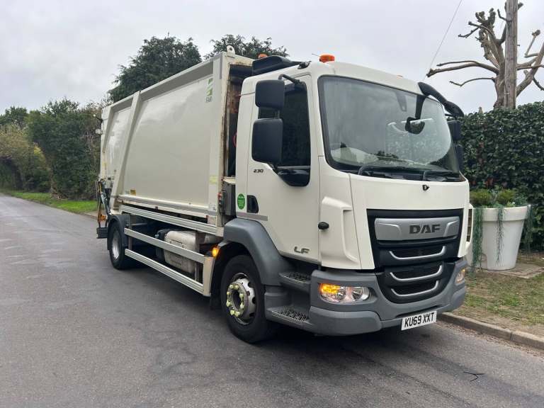 2019 DAF LF Refuse dust cart bin  NA Diesel Manual