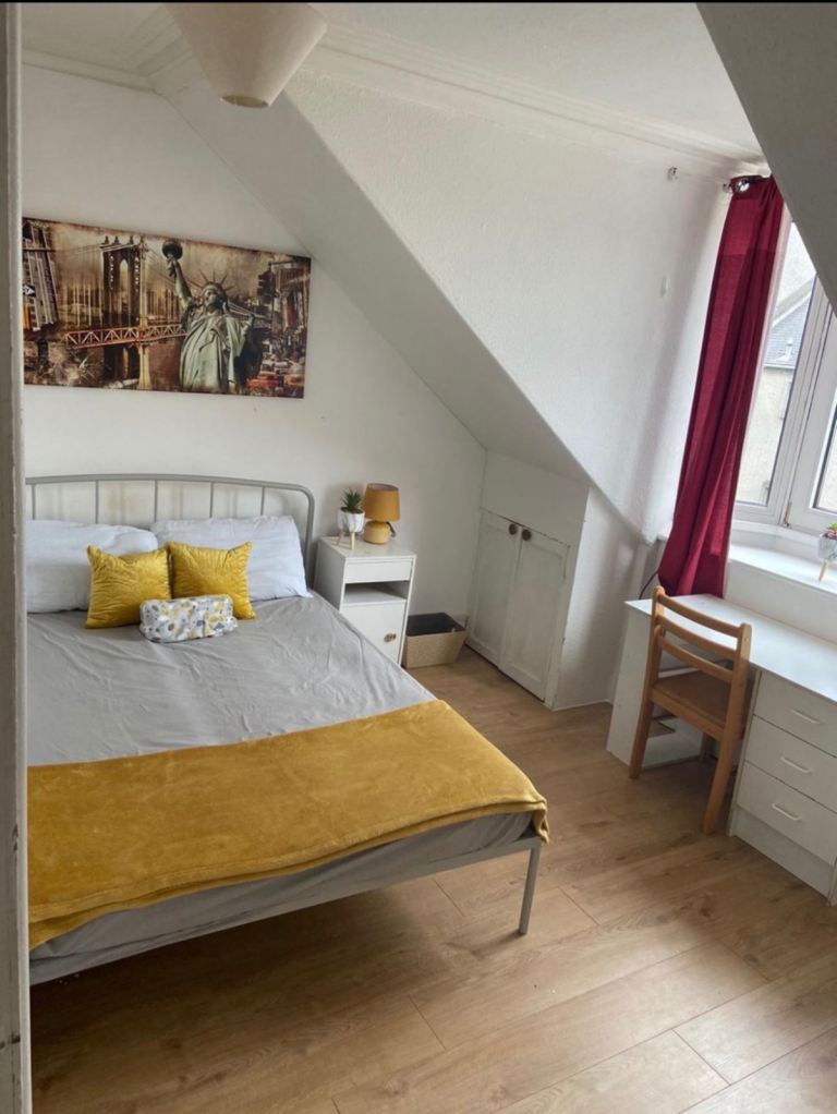 4 BED FLAT IN CITY CENTRE