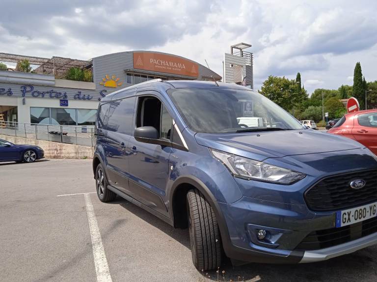 Ford Transit Connect L2 Active E85/petrol LHD French Registration Low mileage. Half price fuel!