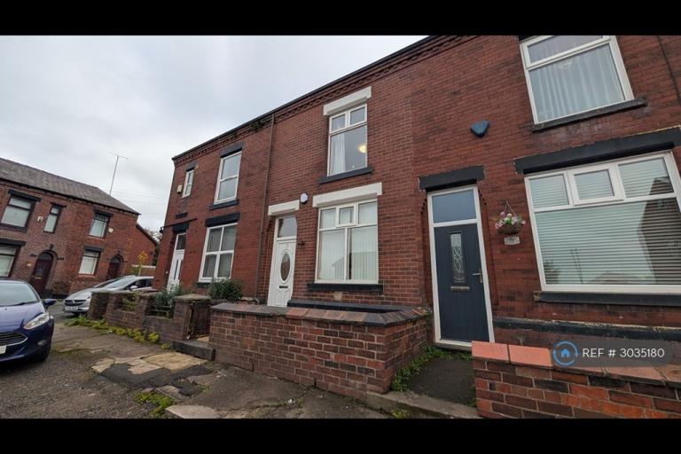 2 bedroom house in Harry St, Oldham, OL2 (2 bed) (#3035180)