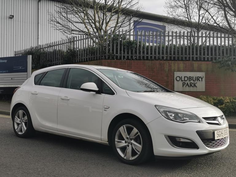 2015 Vauxhall Astra 1.4i 16V SRi 5dr HATCHBACK Petrol Manual