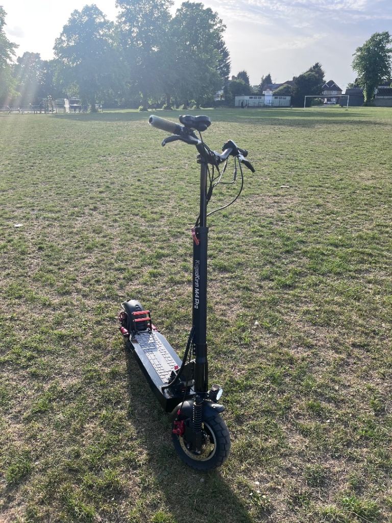 Electric scooter