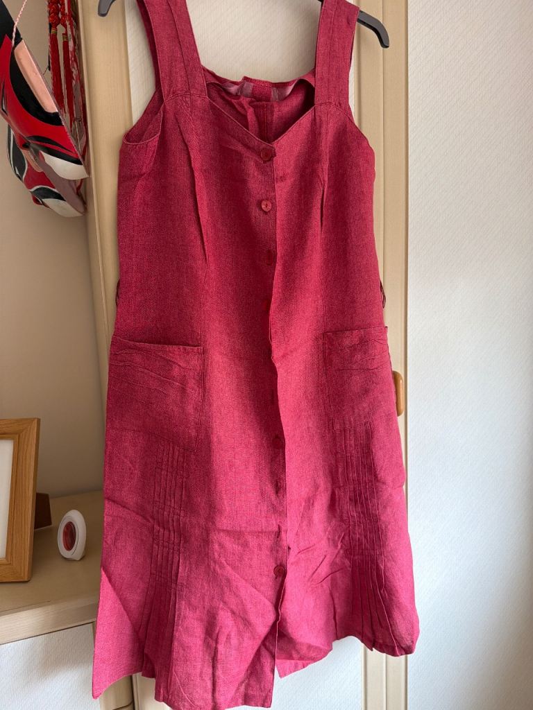 Ladies pink linen dress by Caroline rohmer Paris 