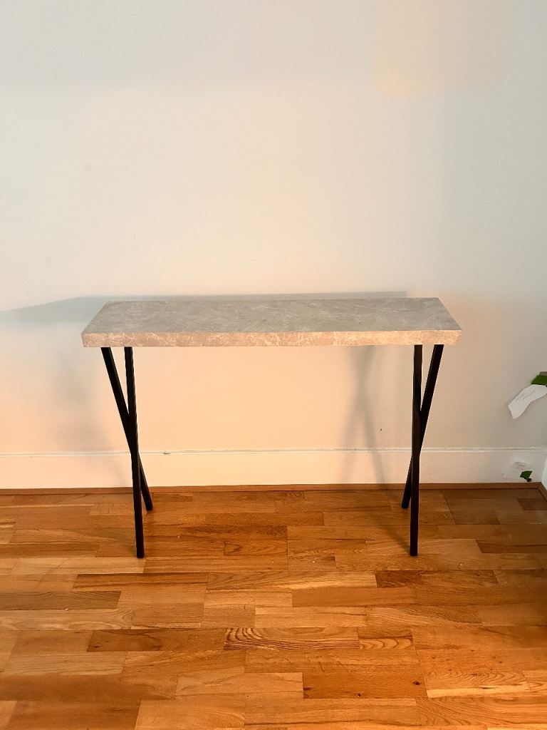 Console table 