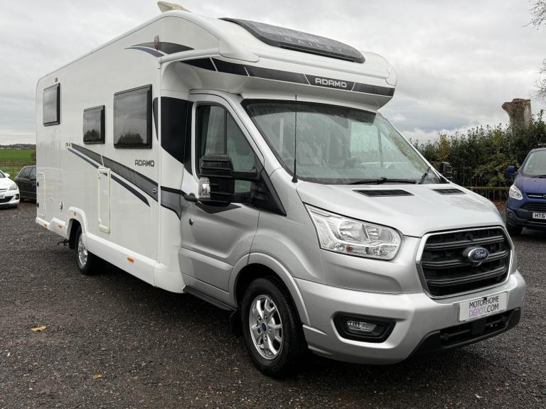 Bailey Adamo 75-4i 4 birth automatic island bed