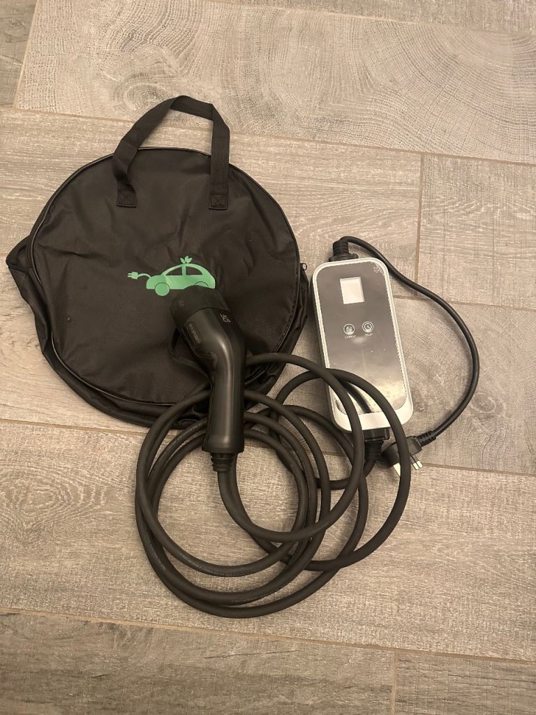 EV charging cable 3 pin and bag