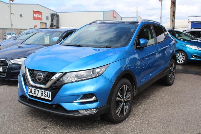 2017 Nissan Qashqai 1.5 dCi N-Connecta Euro 6 (s/s) 5dr HATCHBACK Diesel Manual