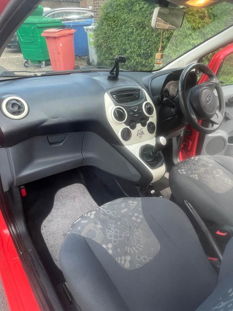Ford, KA, Hatchback, 2010, Manual, 1242 (cc), 3 doors