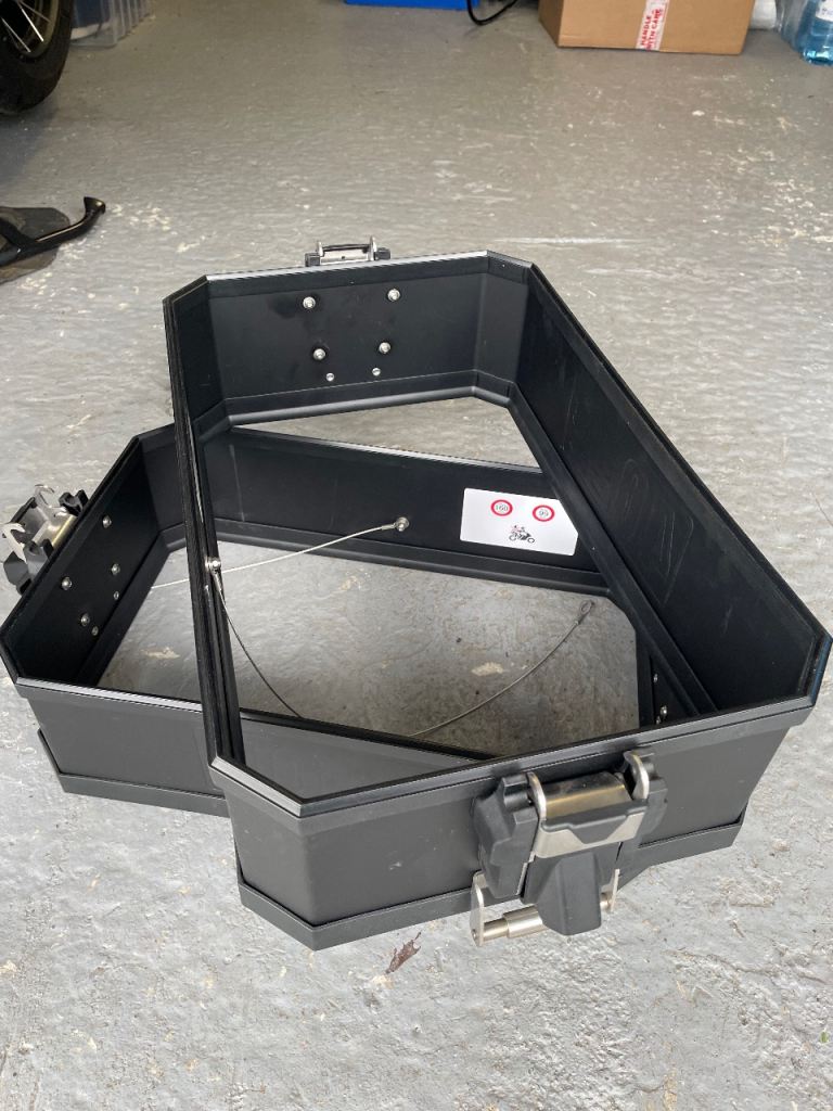 BMW adventure pannier volume extenders