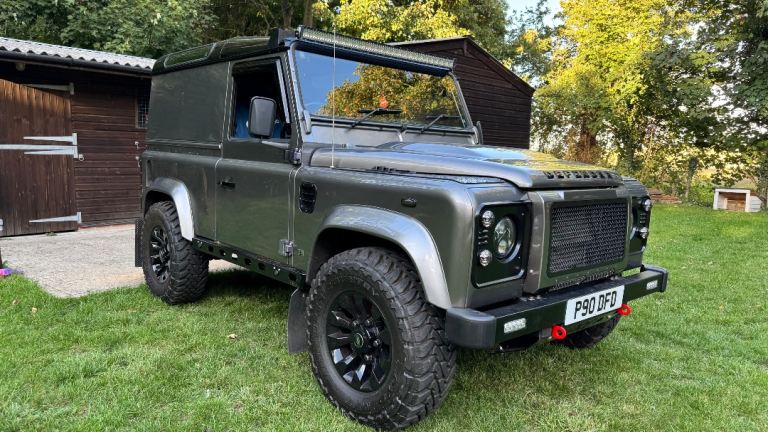 Land Rover, DEFENDER, Panel Van, 2007, Manual, 2401 (cc)