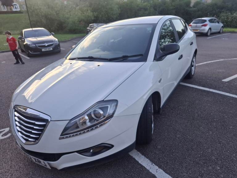 Chrysler, DELTA, 1.4t jet s Hatchback, 2012, Manual, 1368 (cc), 5 doors