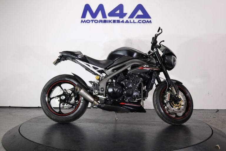 TRIUMPH SPEED TRIPLE 1050 2018