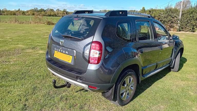 4x4 DACIA DUSTER 4WD 2018 Low mileage FSH Top Specification plus towbar. Warranty.