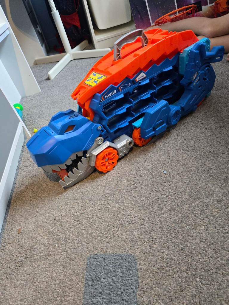 Hot Wheels Mega Garage Playset - Blue and Orange, Good Condition