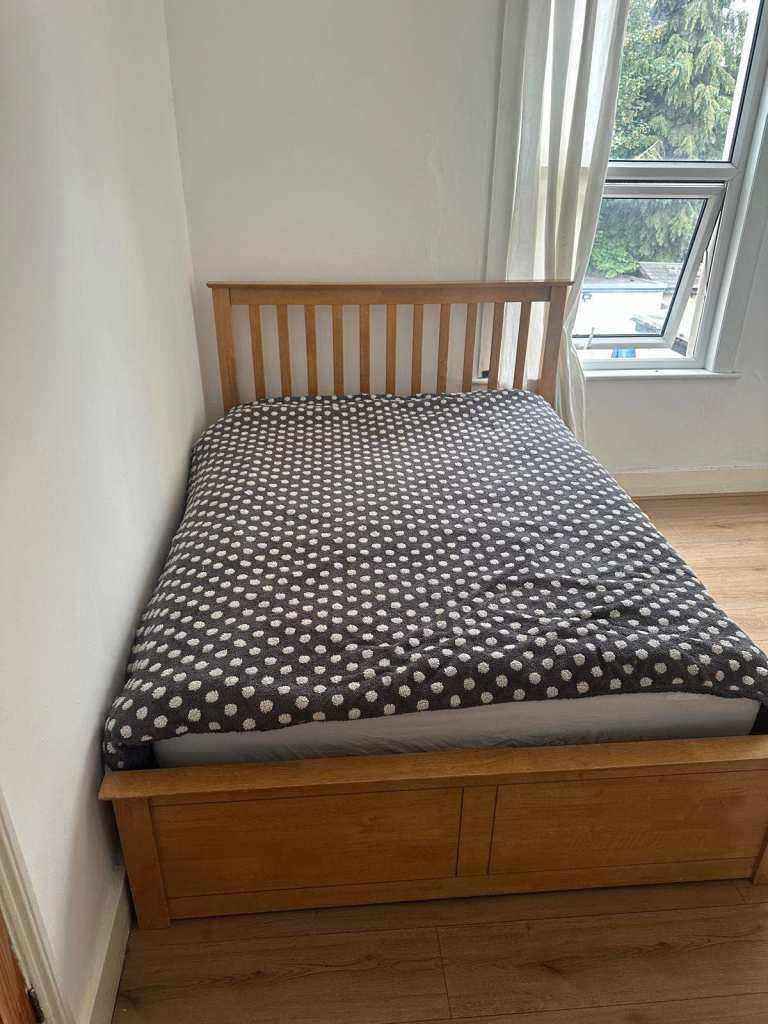 Spacious and Cosy Double Rooms for Rent in - CR7 7RY