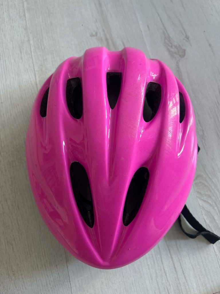 Pink Kids Bike Helmet – Good Condition