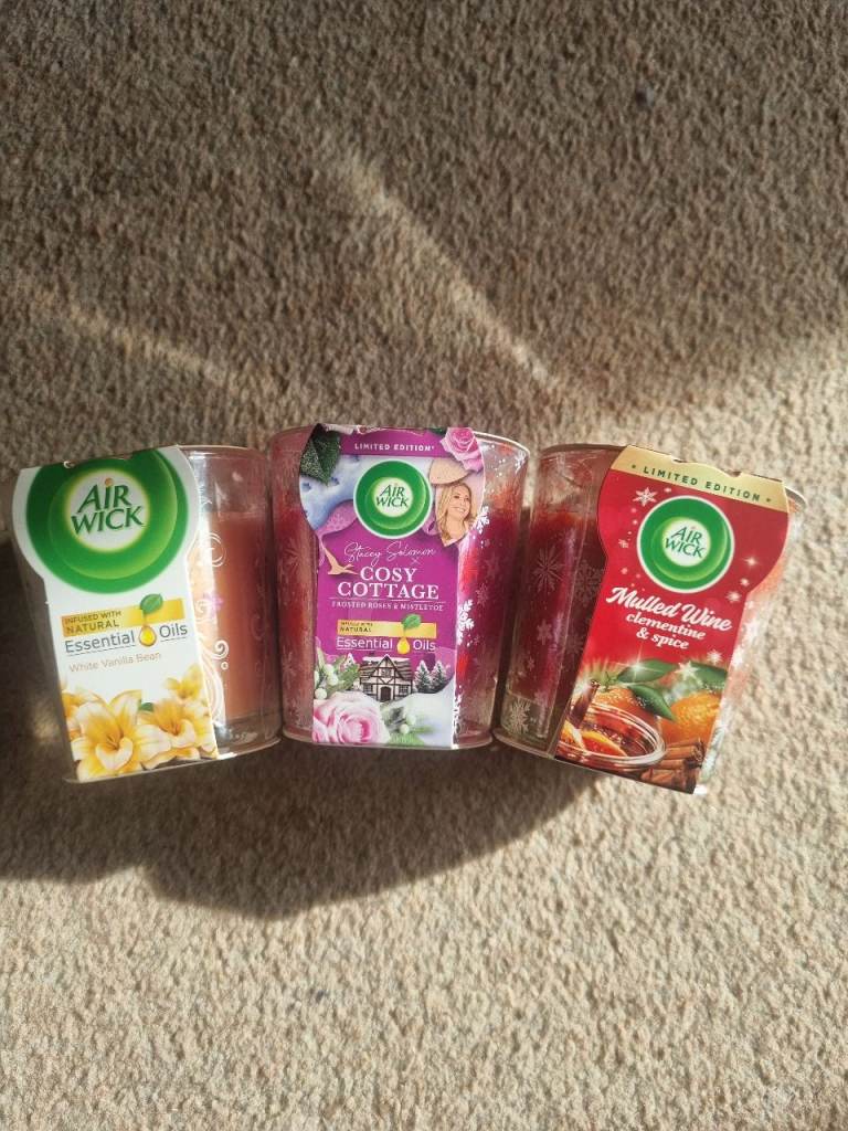 Air Wick Scented Candles - Mulled Wine, Cosy Cottage, White Vanilla Bean