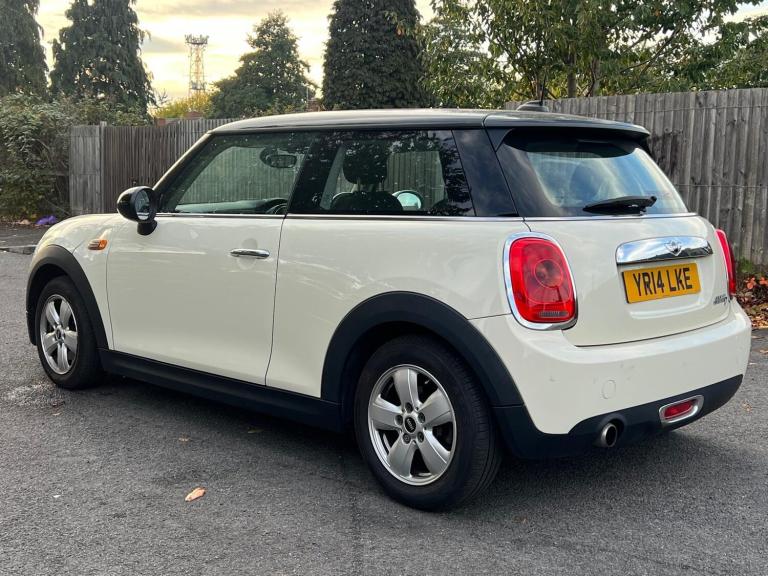 2014 MINI Hatch 1.5 Cooper D 3dr HATCHBACK Diesel Manual